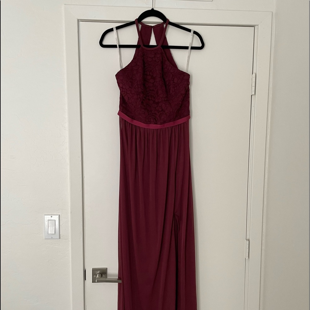 David’s Bridal - Bridesmaids dress - Wine red - Style F19608 - Only Worn 1Time!! - Picture 7 of 7